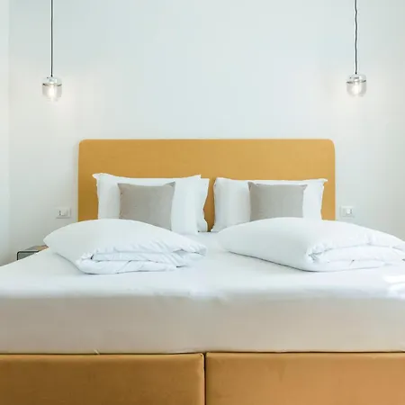 Aparthotel Electric & Trento