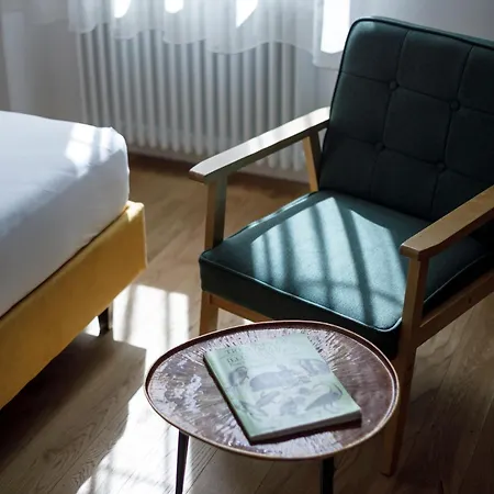 Aparthotel Electric & *