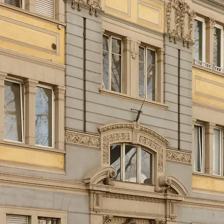 Aparthotel Electric &