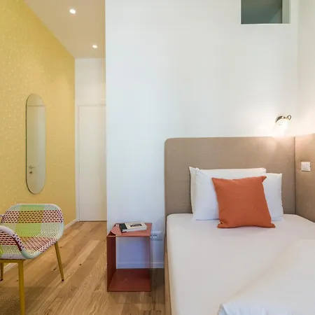 Electric & Aparthotel *